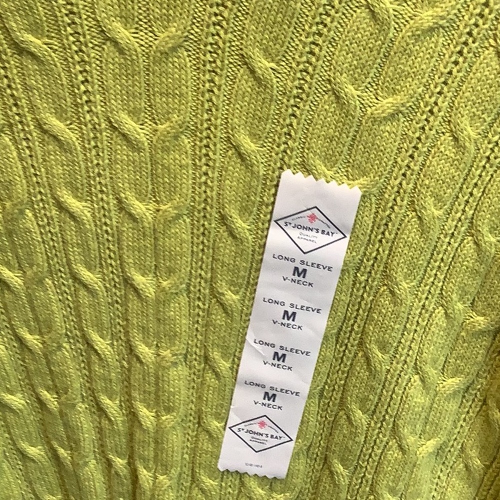 NWT LIME V NECK SWEATER - Picture 2 of 6